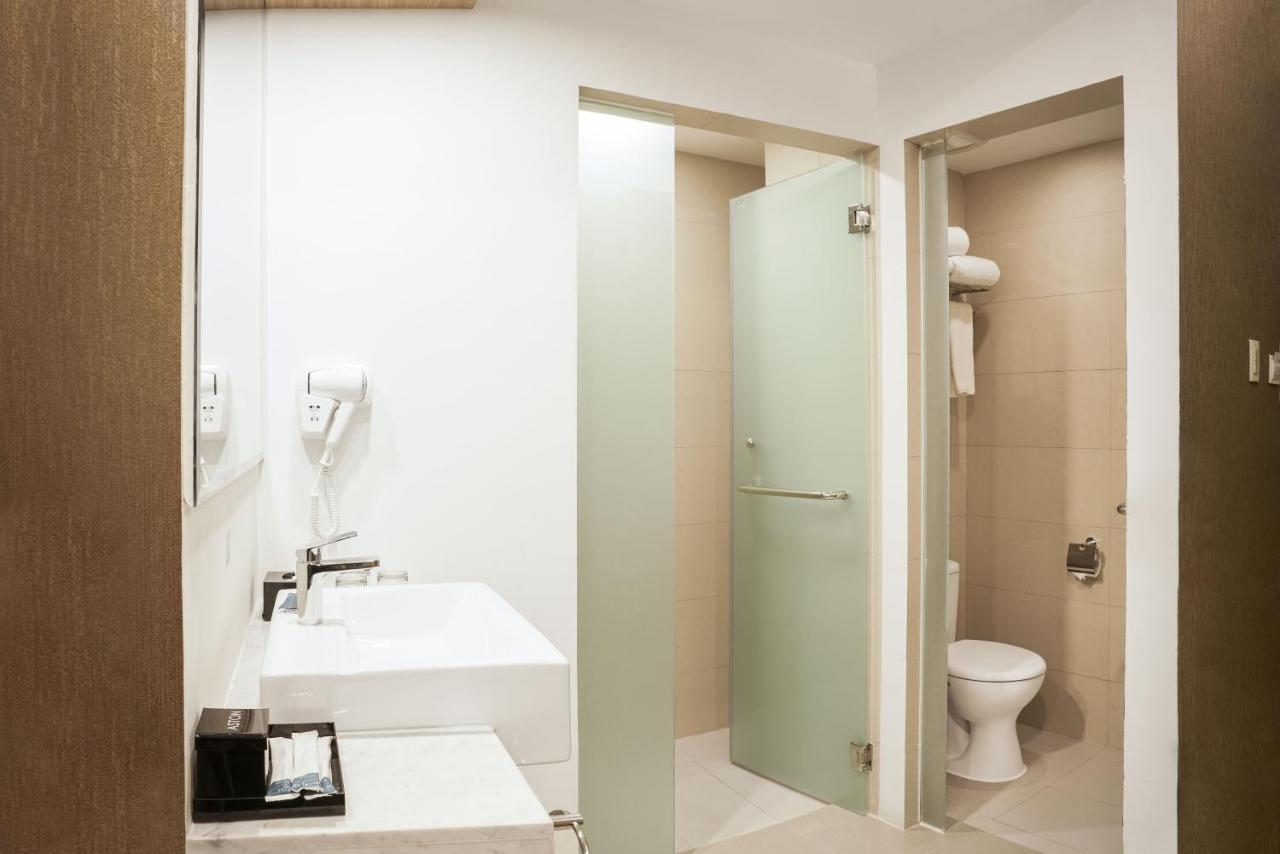 Aston Kemayoran City Hotel Jakarta Exterior photo