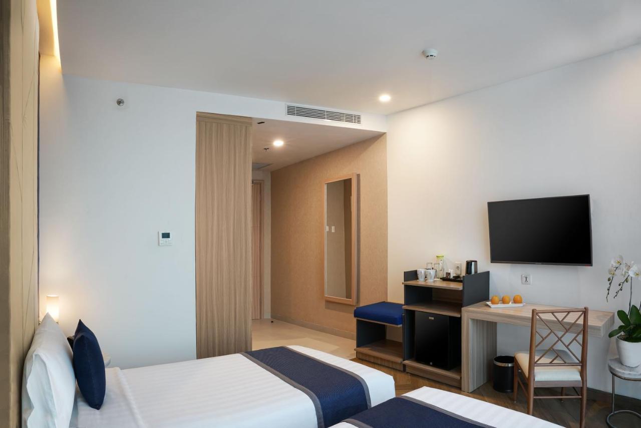 Aston Kemayoran City Hotel Jakarta Exterior photo